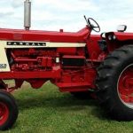 Case IH Farmall 806 Tractor Operator’s Manual Instant Download (Publication No.1082602R2)
