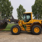 Volvo L90F Wheel Loader Parts Catalogue Manual Instant Download (SN: 25006 and up, 68101 and up, 71501 and up)